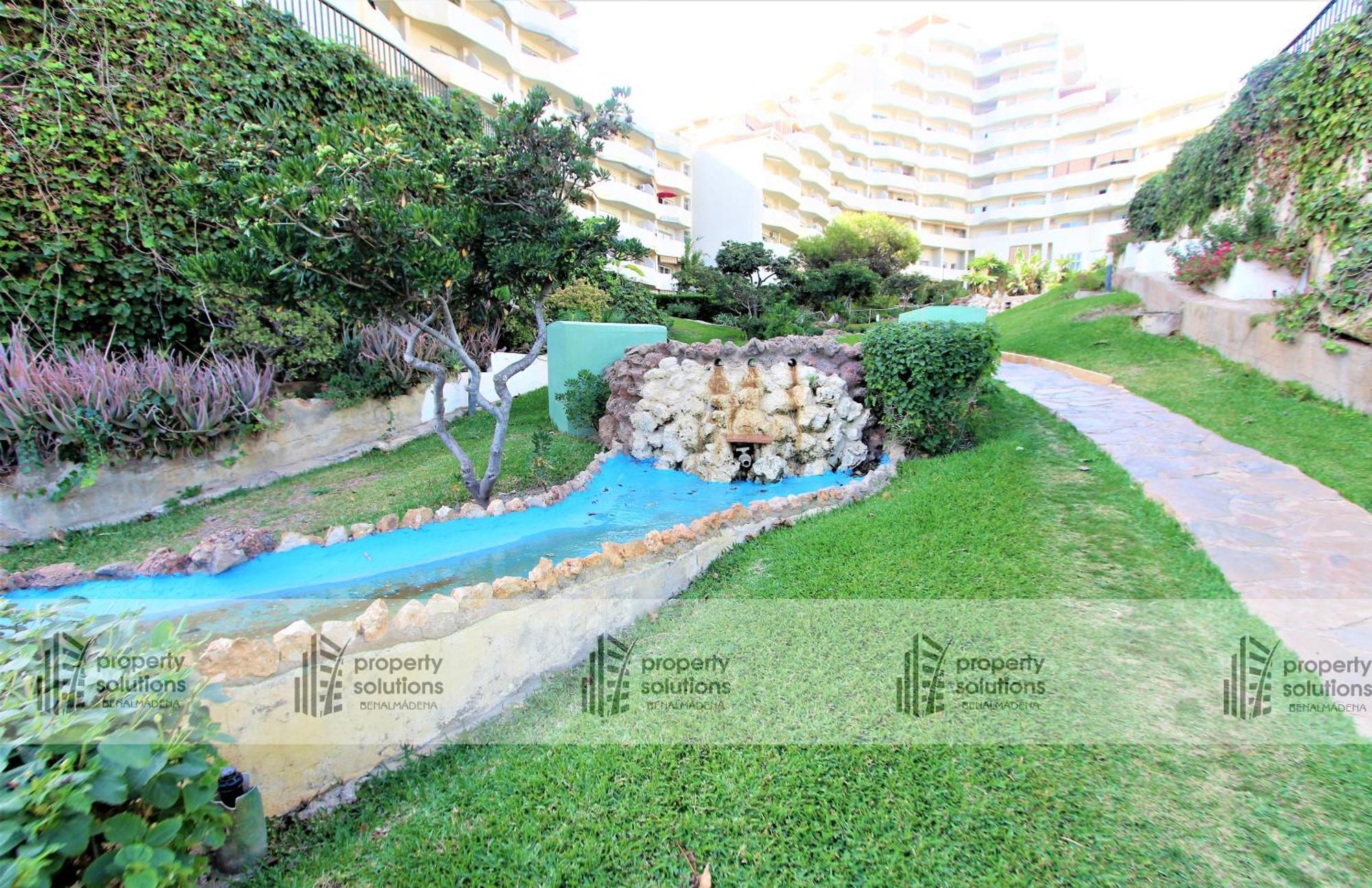 Benalbeach 1010 - Vista Al Mar - Piscina Todo El Ano - Primera Linea De Playa Benalmádena Extérieur photo